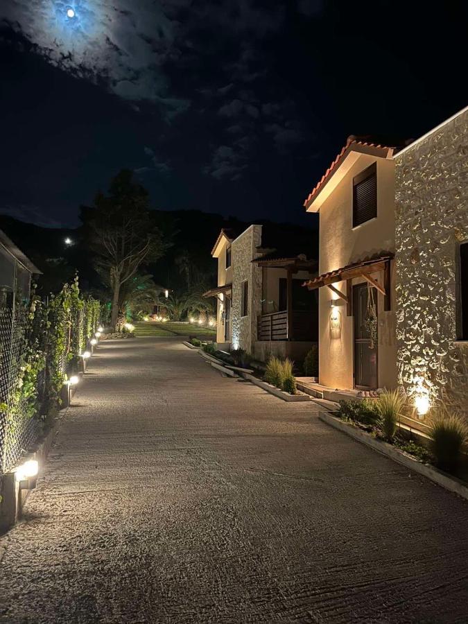 Palma Seaside Villa 1 Sarti Bagian luar foto