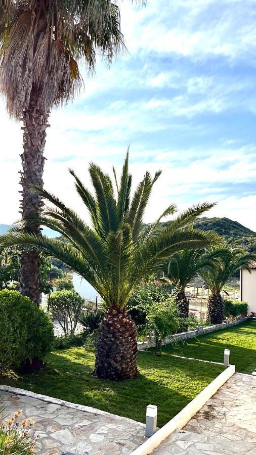 Palma Seaside Villa 1 Sarti Bagian luar foto